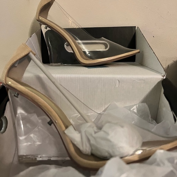 Clear wedges - Picture 1 of 3